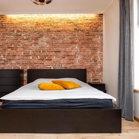 Ringi Heritage Old Town Residences - The Brick & Beam - Terrace & Parking Parnu